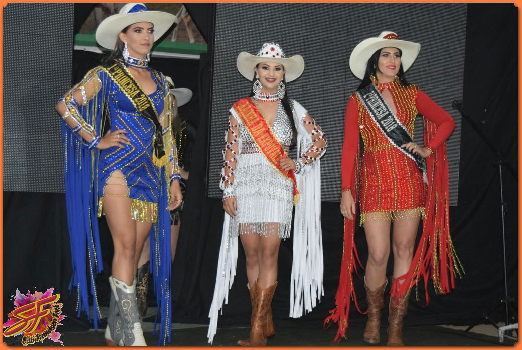 BAILE DA RAINHA DA EXPOVALE 2019